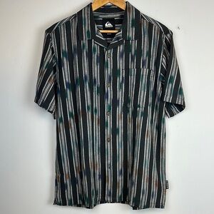 NEW Quicksilver Men’s Space Dye Casual Shirt Cotton Short Sleeve Button Down Med